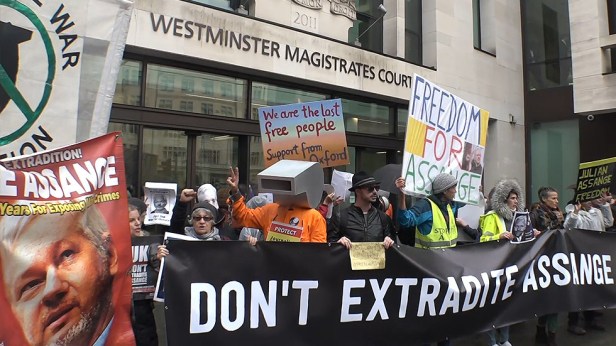 dont extradite assange